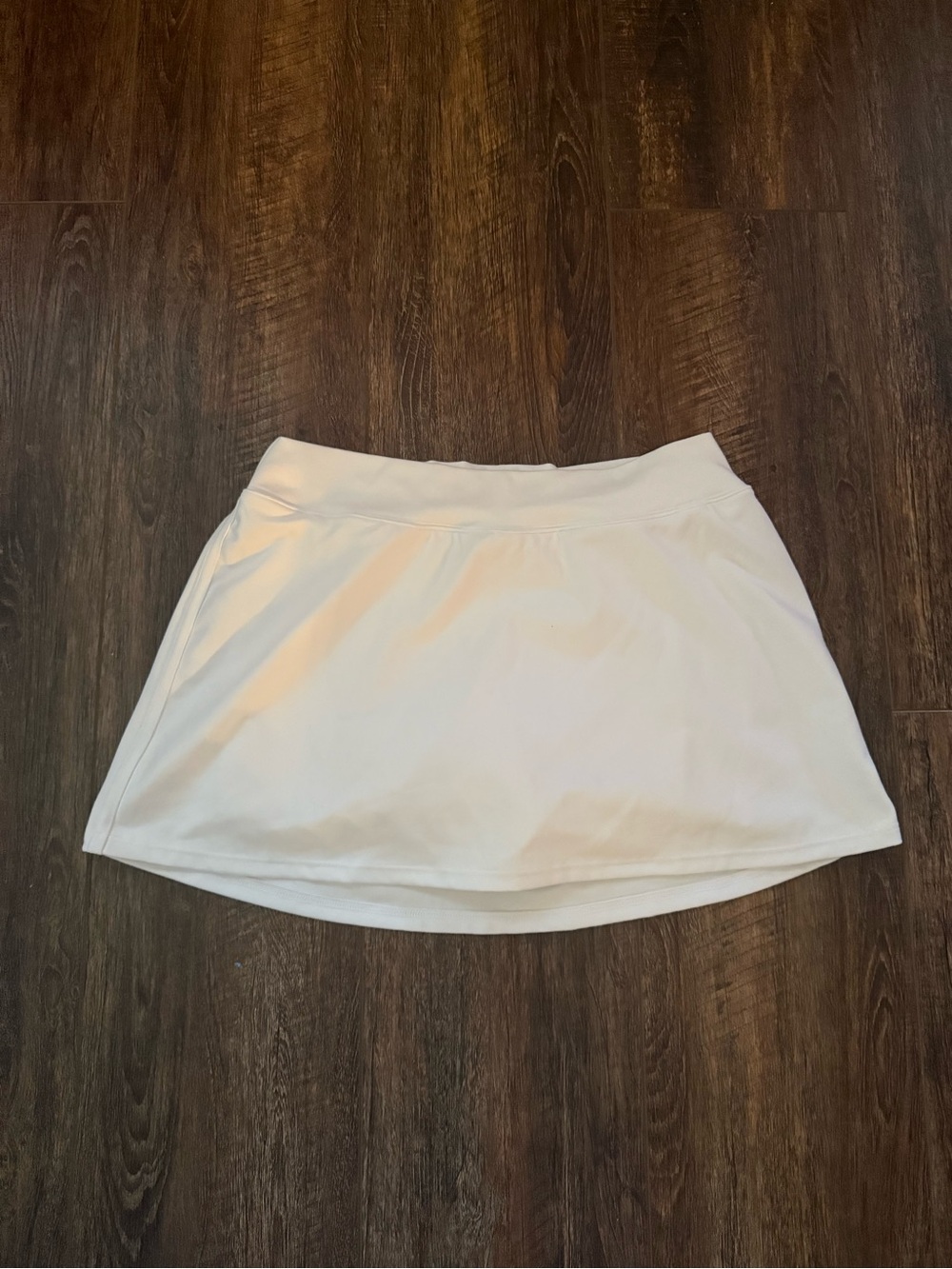 HOLLISTER White Women's Athletic Skort